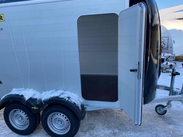 Humbaur Poly-Alu Koffer HKPA 263217, 2,6 to. 100 km/h, 3280 x 1770 x 1800 mm - 封闭厢式拖车:图5 Humbaur Poly-Alu Koffer HKPA 263217, 2,6 to. 100 km/h, 3280 x 1770 x 1800 mm - 封闭厢式拖车:图5