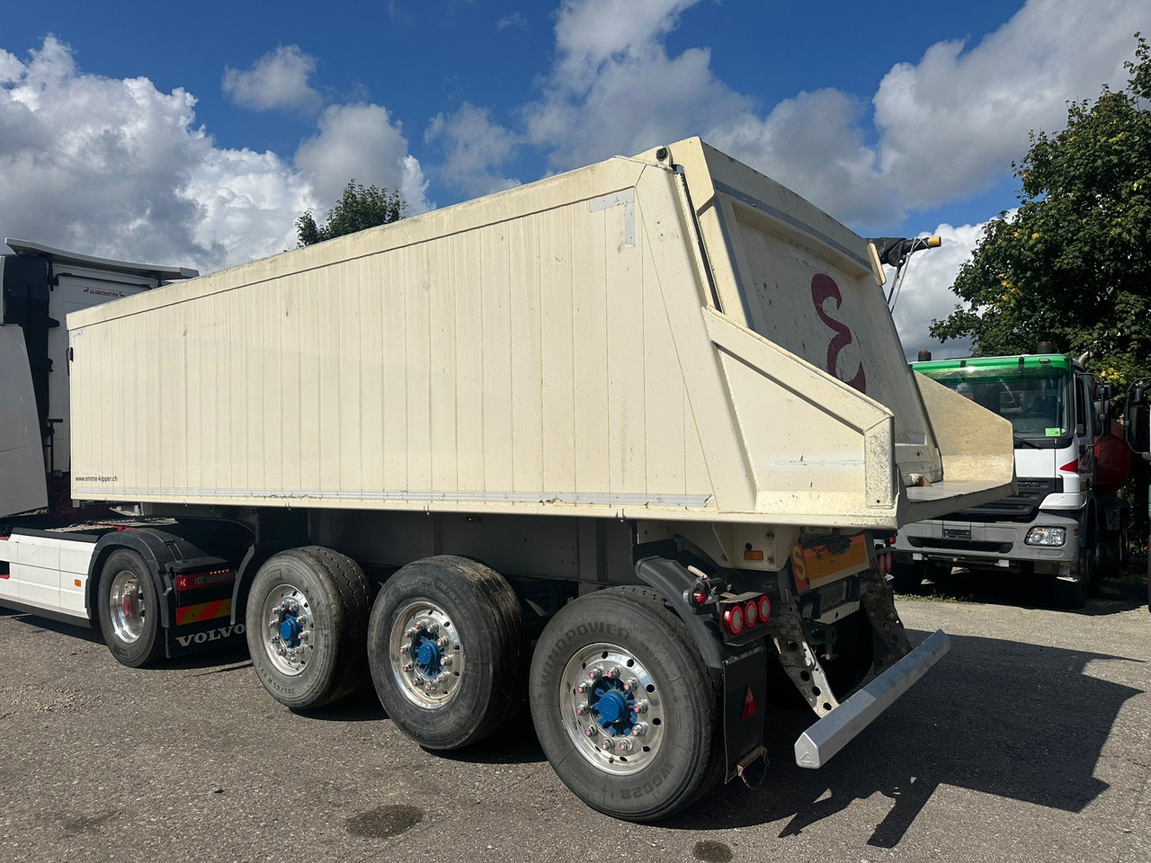LANGENDORF SKA 24/34 - 翻斗半拖车:图5 LANGENDORF SKA 24/34 - 翻斗半拖车:图5