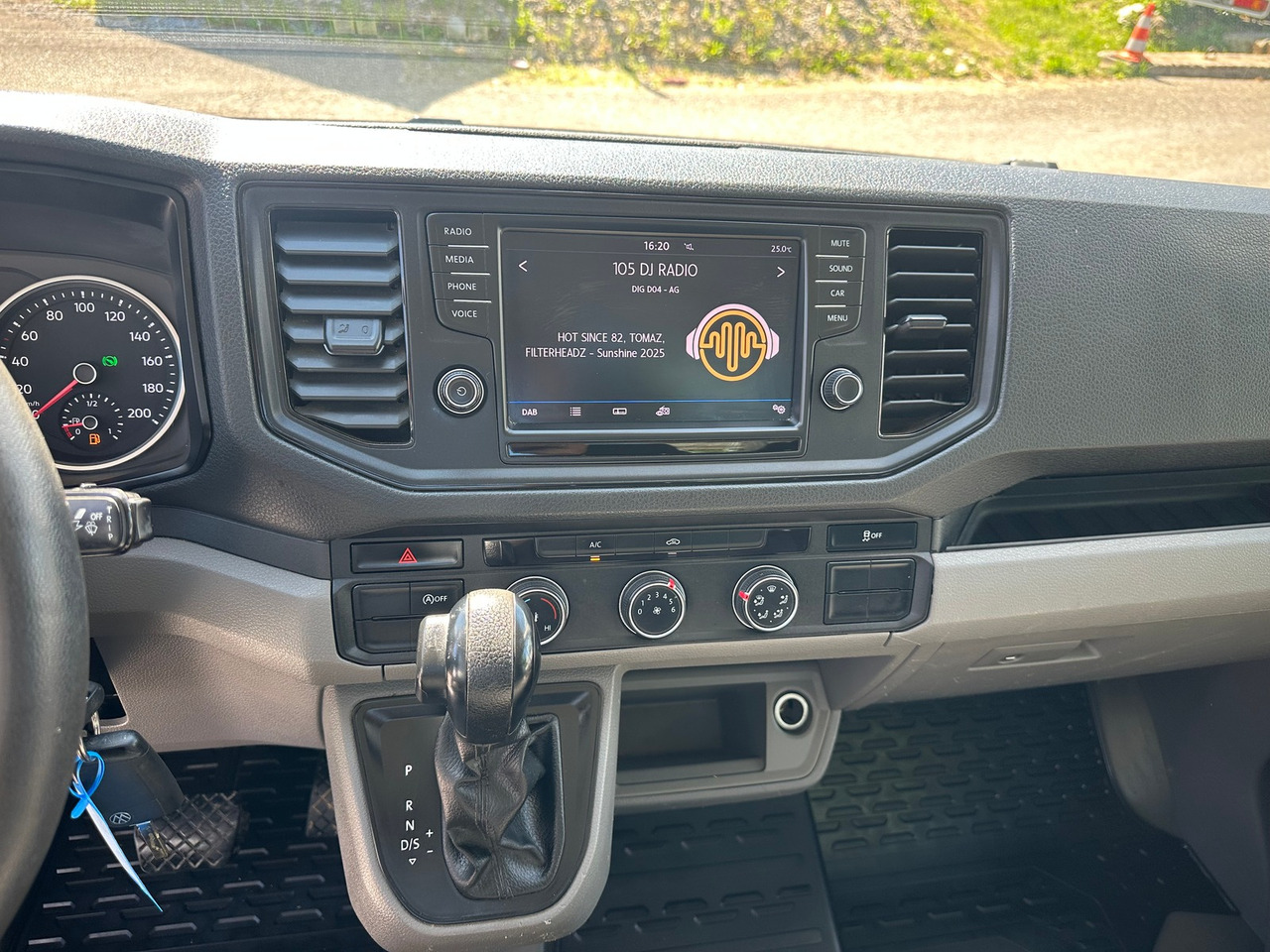 VOLKSWAGEN VW Crafter - 平板货车:图5 VOLKSWAGEN VW Crafter - 平板货车:图5