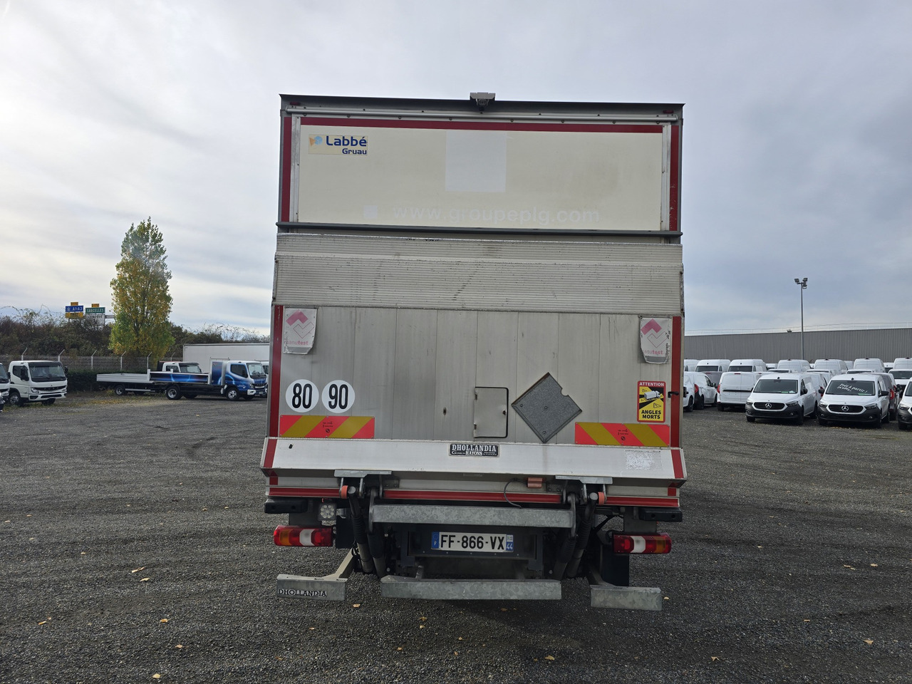 MERCEDES-BENZ Atego 1218 - Box - LIFT - SIDE DOOR - ADR - 厢式卡车:图5 MERCEDES-BENZ Atego 1218 - Box - LIFT - SIDE DOOR - ADR - 厢式卡车:图5