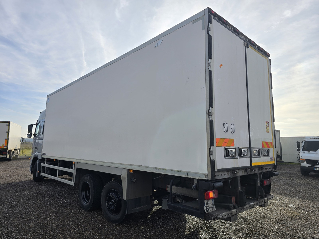 VOLVO FH500 - EEV - 6x2 - Steering Axle - Frigo - Meat Rail - 冷藏车:图4 VOLVO FH500 - EEV - 6x2 - Steering Axle - Frigo - Meat Rail - 冷藏车:图4