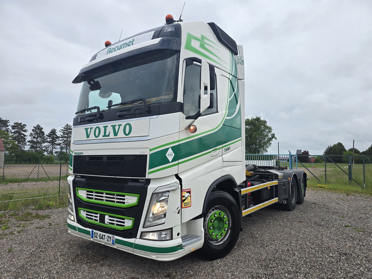 VOLVO FH500 Globe XL - 吊钩升降车:图1 VOLVO FH500 Globe XL - 吊钩升降车:图1