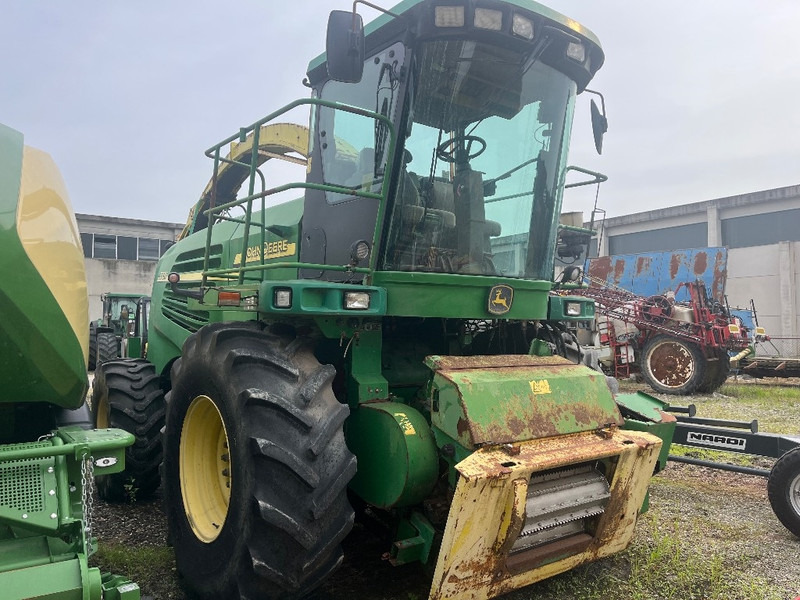 John Deere 7700 - 饲料收割机:图1 John Deere 7700 - 饲料收割机:图1