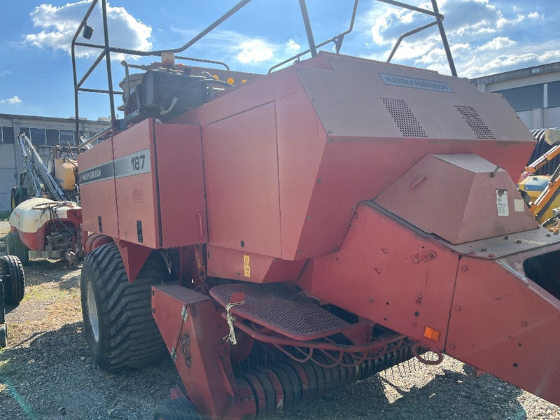 Massey Ferguson 187 - 方形打包机:图5 Massey Ferguson 187 - 方形打包机:图5