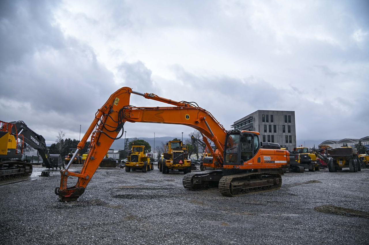 DOOSAN DX340LC - 履带式挖掘机:图1 DOOSAN DX340LC - 履带式挖掘机:图1