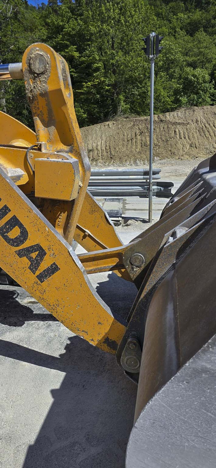 HYUNDAI HL970 - 轮式装载机:图5 HYUNDAI HL970 - 轮式装载机:图5