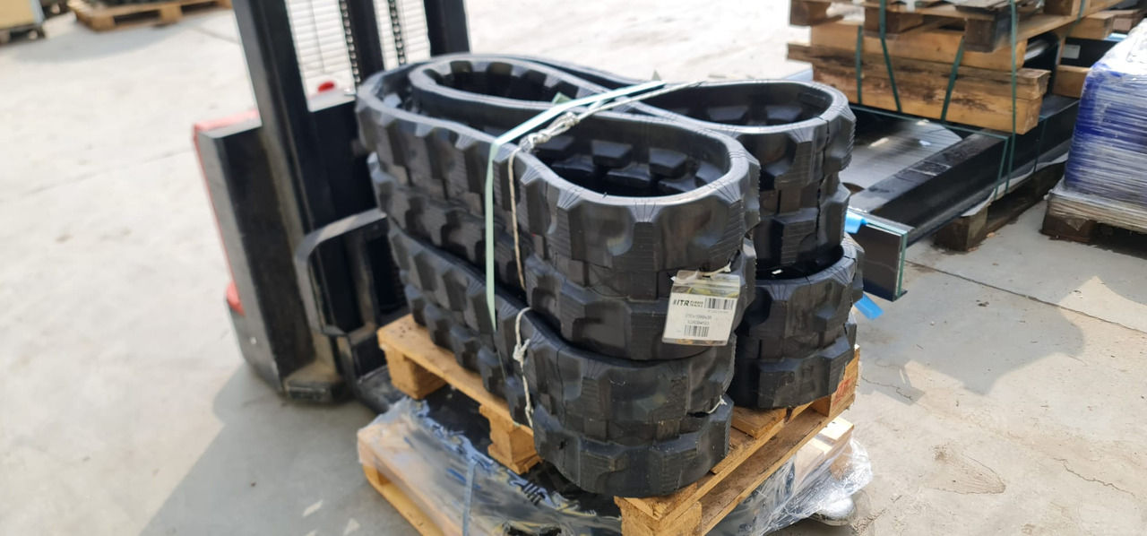 ITR 250x109x38W - 轨道 适用于 建筑机械:图1 ITR 250x109x38W - 轨道 适用于 建筑机械:图1
