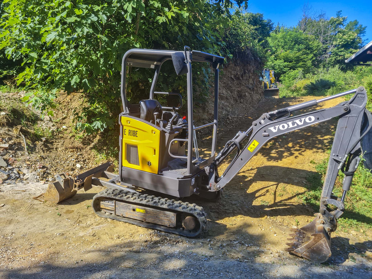 VOLVO ECR18E - 小型挖掘机:图4 VOLVO ECR18E - 小型挖掘机:图4