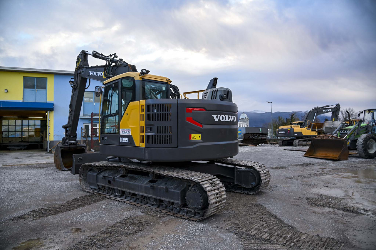 VOLVO ECR235EL - 履带式挖掘机:图5 VOLVO ECR235EL - 履带式挖掘机:图5