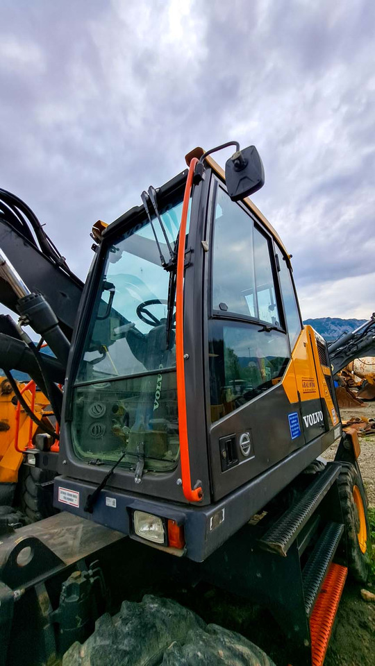 轮式挖掘机 VOLVO EWR150E：图34