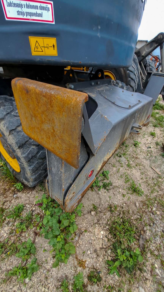 轮式挖掘机 VOLVO EWR150E：图19