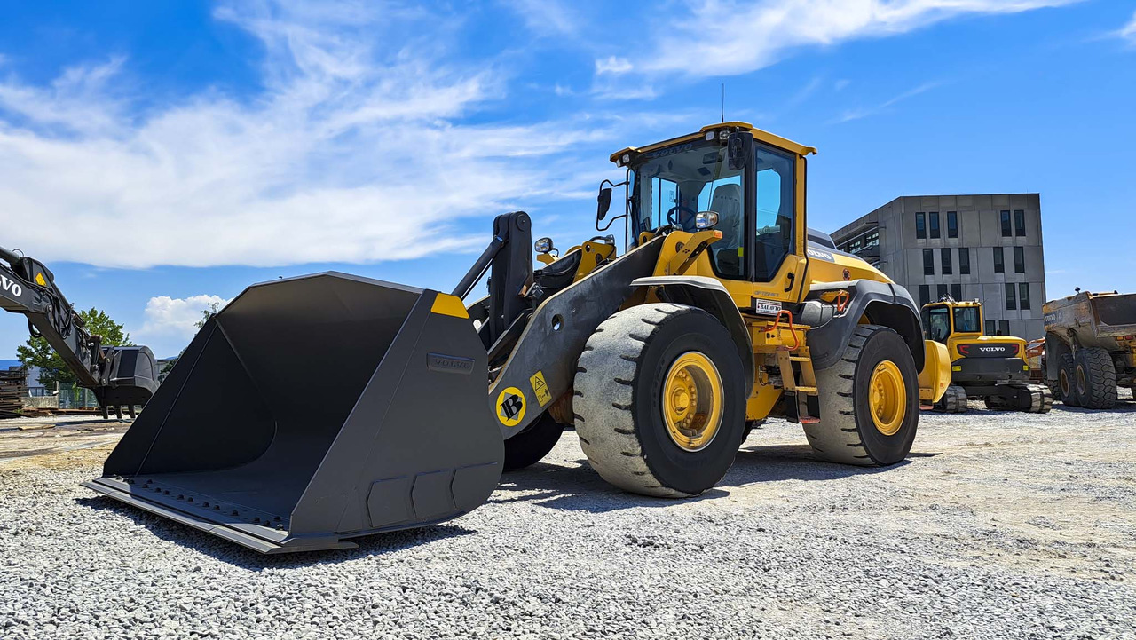 VOLVO L120H - 轮式装载机:图2 VOLVO L120H - 轮式装载机:图2