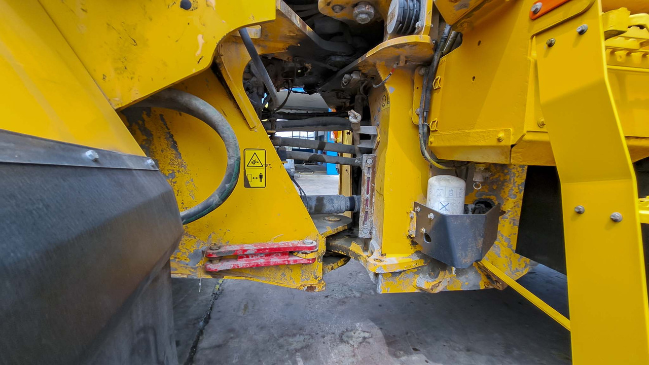 轮式装载机 VOLVO L150H:图33 轮式装载机 VOLVO L150H:图33