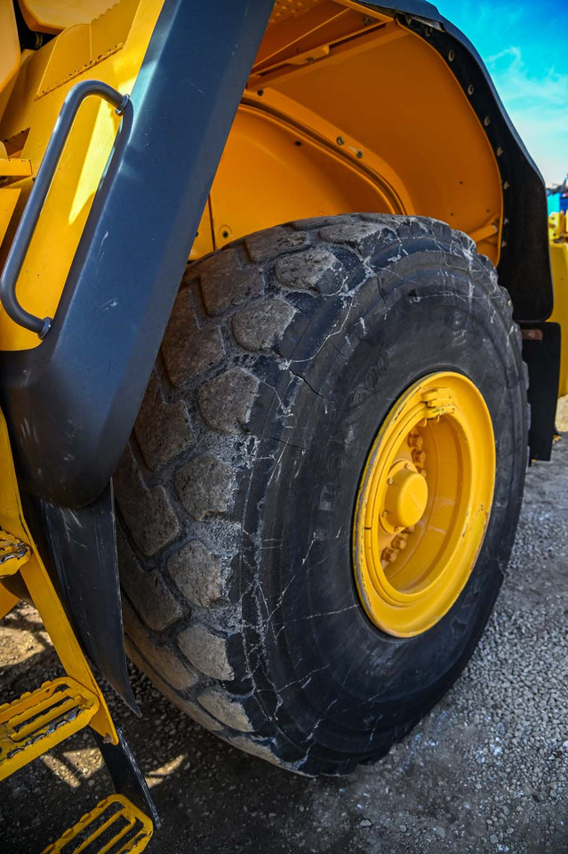 轮式装载机 VOLVO L180H：图28