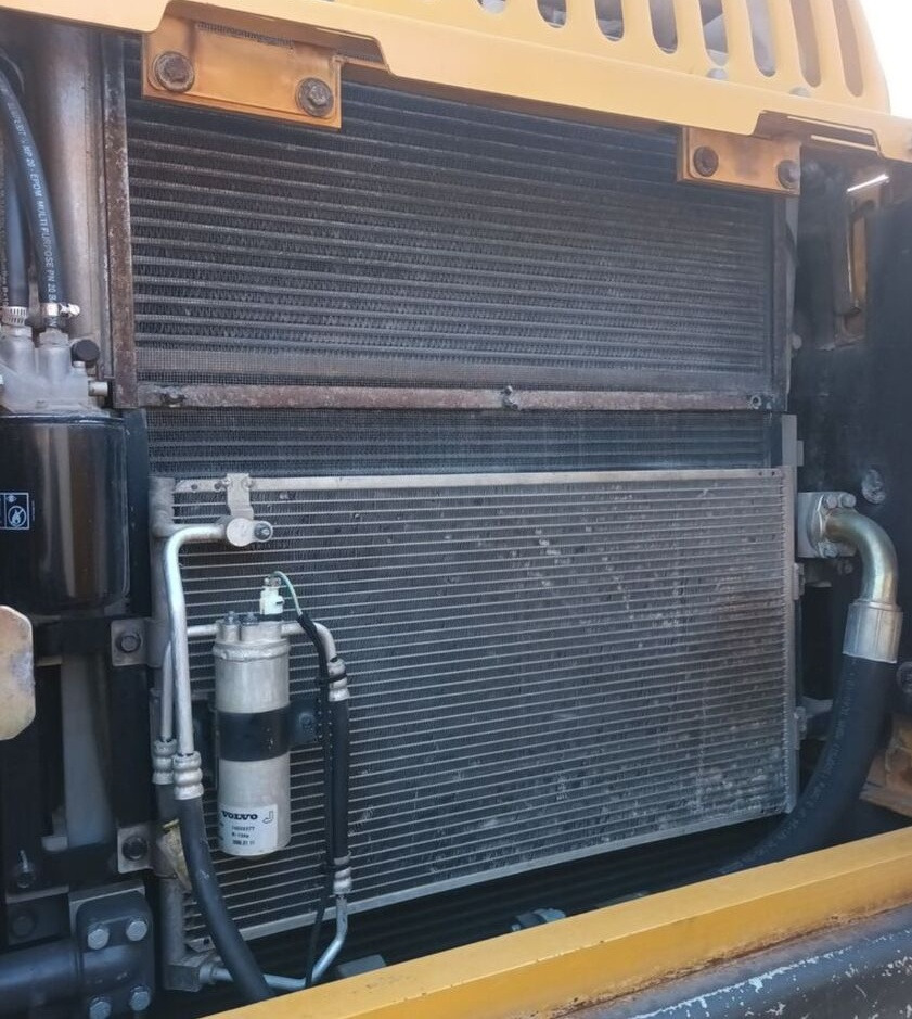 Volvo EC210BNL - 履带式挖掘机:图5 Volvo EC210BNL - 履带式挖掘机:图5