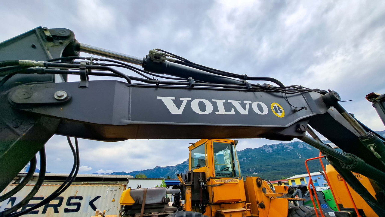 Volvo boom arm 14693314 Volvo EWR150E - 臂架 适用于 挖掘机:图2 Volvo boom arm 14693314 Volvo EWR150E - 臂架 适用于 挖掘机:图2