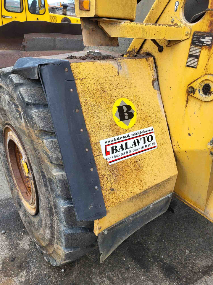 Volvo front fenders - 挡泥板 适用于 装载机:图3 Volvo front fenders - 挡泥板 适用于 装载机:图3