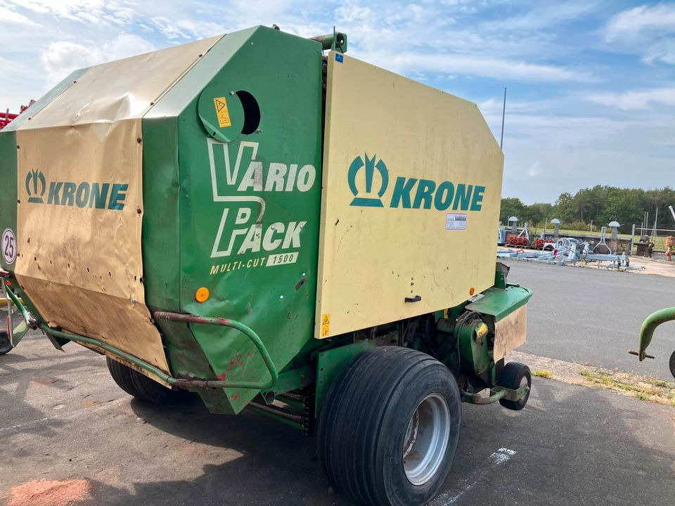 Krone Rundballenpresse VP 1500 MC Schneidwerk Netzbindung - 圆形打包机:图5 Krone Rundballenpresse VP 1500 MC Schneidwerk Netzbindung - 圆形打包机:图5