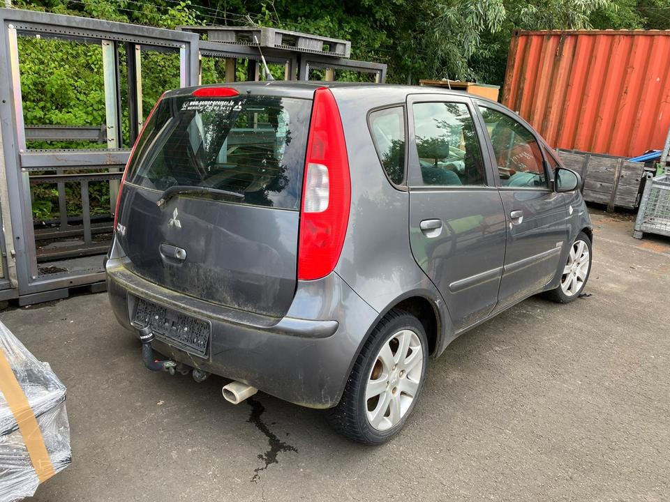 Mitsubishi Colt Unfallfahrzeug - 汽车:图2 Mitsubishi Colt Unfallfahrzeug - 汽车:图2