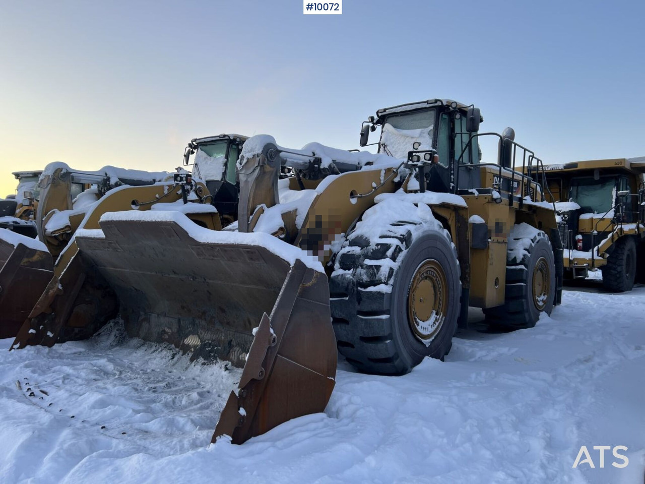 CAT 988 K Wheel Loader with Bucket - 轮式装载机:图1 CAT 988 K Wheel Loader with Bucket - 轮式装载机:图1