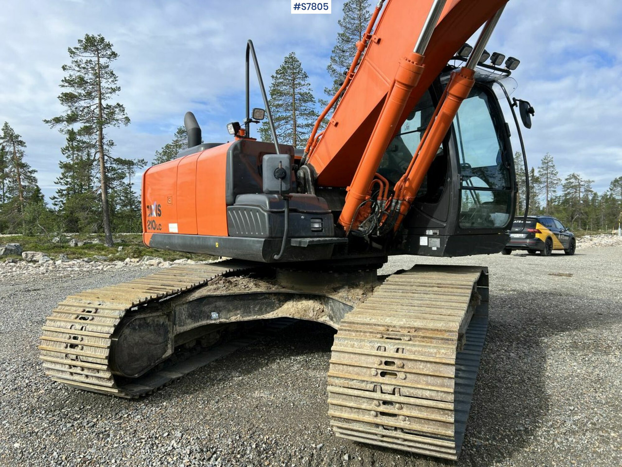 Excavator Hitachi ZX 210 LC-5B New tracks - 履带式挖掘机:图3 Excavator Hitachi ZX 210 LC-5B New tracks - 履带式挖掘机:图3
