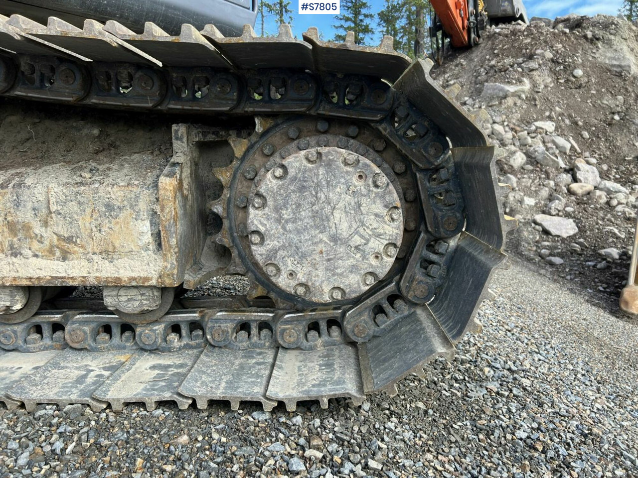 Excavator Hitachi ZX 210 LC-5B New tracks - 履带式挖掘机:图4 Excavator Hitachi ZX 210 LC-5B New tracks - 履带式挖掘机:图4