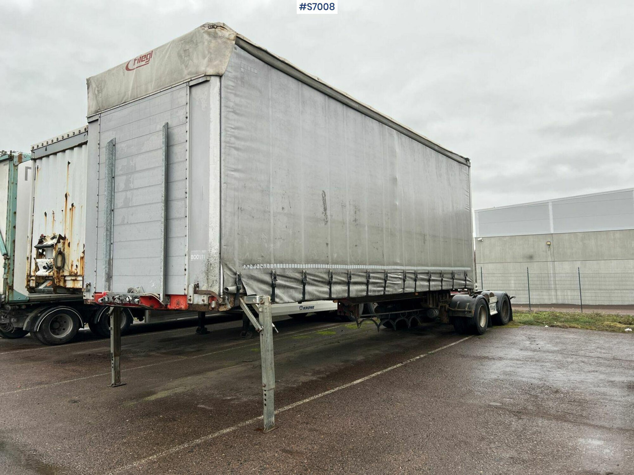 侧帘半拖车 Fliegl SZS380 Link-Trailer：图8