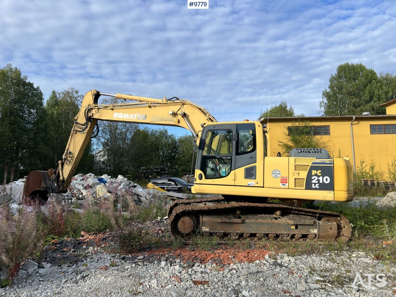 KOMATSU PC210LC-8 Excavator with buckets - 履带式挖掘机:图2 KOMATSU PC210LC-8 Excavator with buckets - 履带式挖掘机:图2