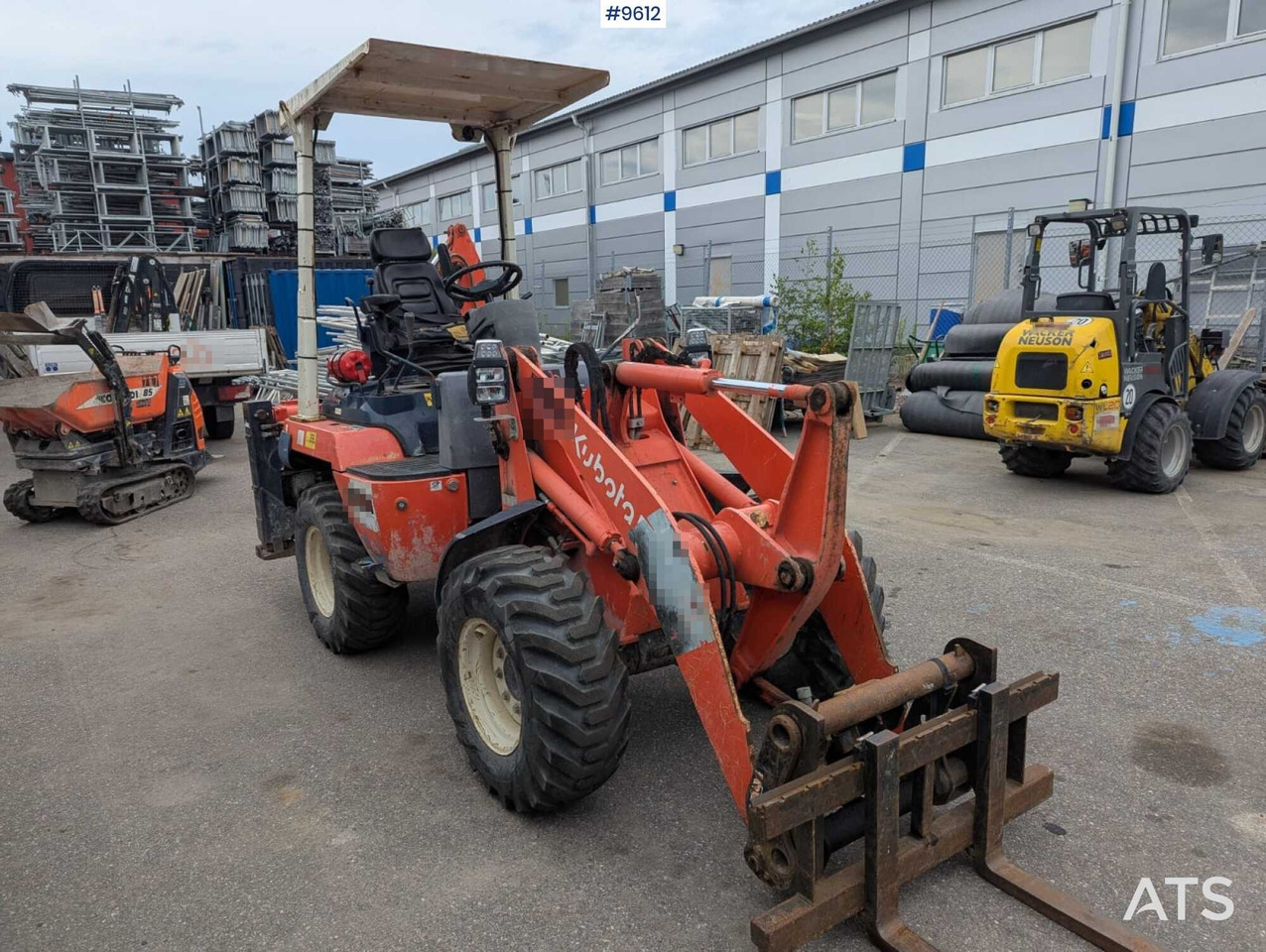 Kubota backhoe loader - 反铲装载机:图2 Kubota backhoe loader - 反铲装载机:图2