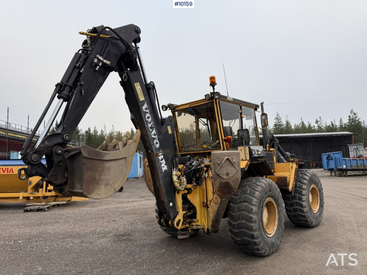 Volvo BM 6300 backhoe loader with attachments (VIDEO) - 反铲装载机:图4 Volvo BM 6300 backhoe loader with attachments (VIDEO) - 反铲装载机:图4