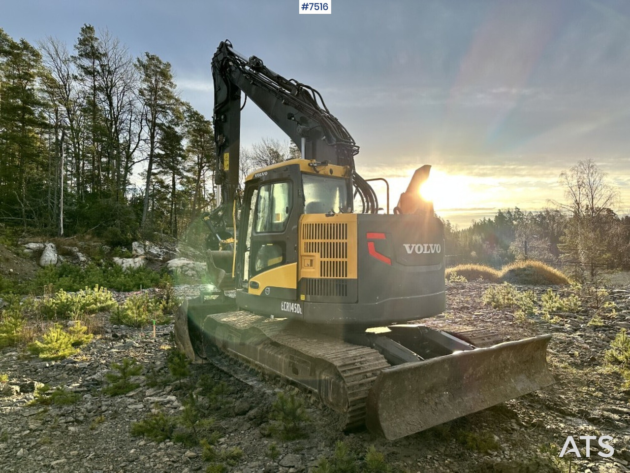 Volvo ECR145DL Crawler excavator with rotor and buckets - 履带式挖掘机:图5 Volvo ECR145DL Crawler excavator with rotor and buckets - 履带式挖掘机:图5