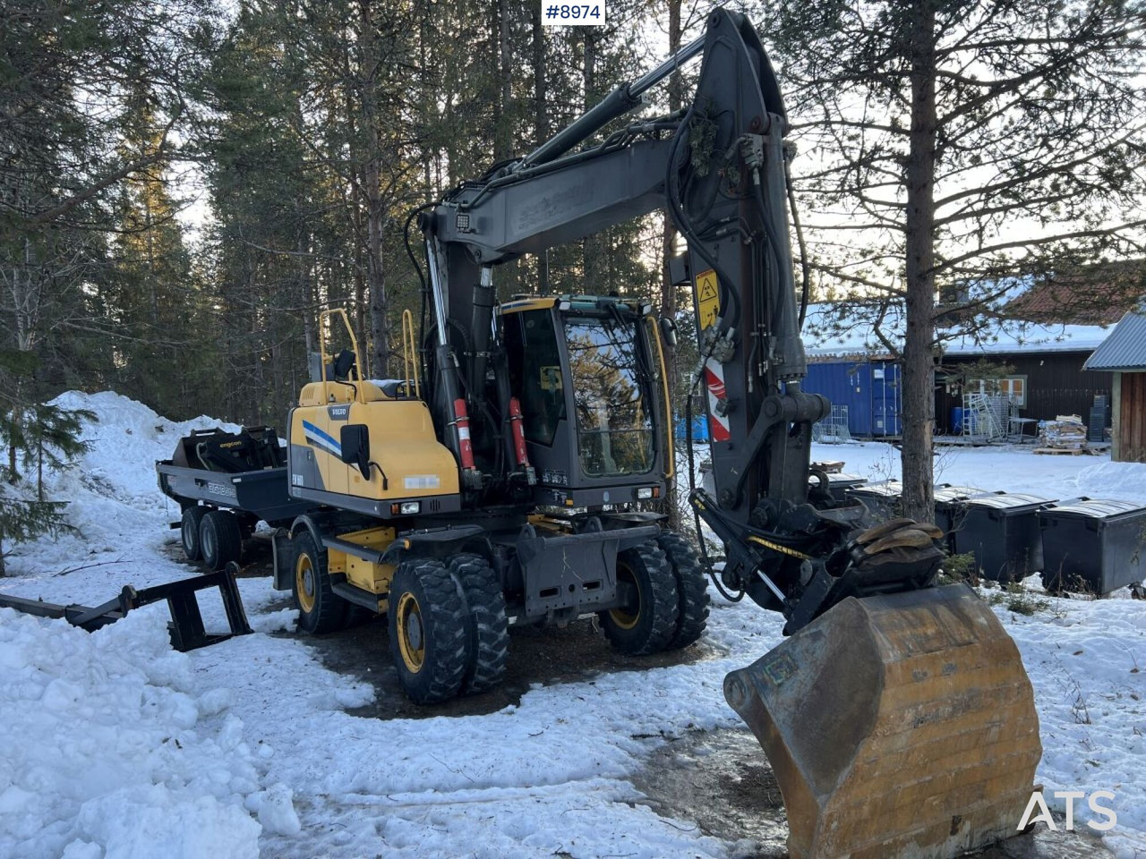Volvo EW 160 D with Digging System, Tipper and Attachments - 轮式挖掘机:图1 Volvo EW 160 D with Digging System, Tipper and Attachments - 轮式挖掘机:图1
