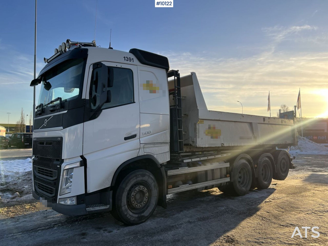Volvo FH 8*4 Tridem Hooklift with flatbed - 吊钩升降车:图1 Volvo FH 8*4 Tridem Hooklift with flatbed - 吊钩升降车:图1