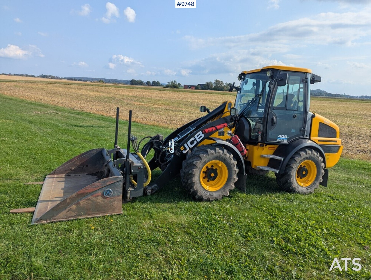 Wheel loader JCB 409 Stage V Nordic Edition 40km/h with attachments - 轮式装载机:图1 Wheel loader JCB 409 Stage V Nordic Edition 40km/h with attachments - 轮式装载机:图1