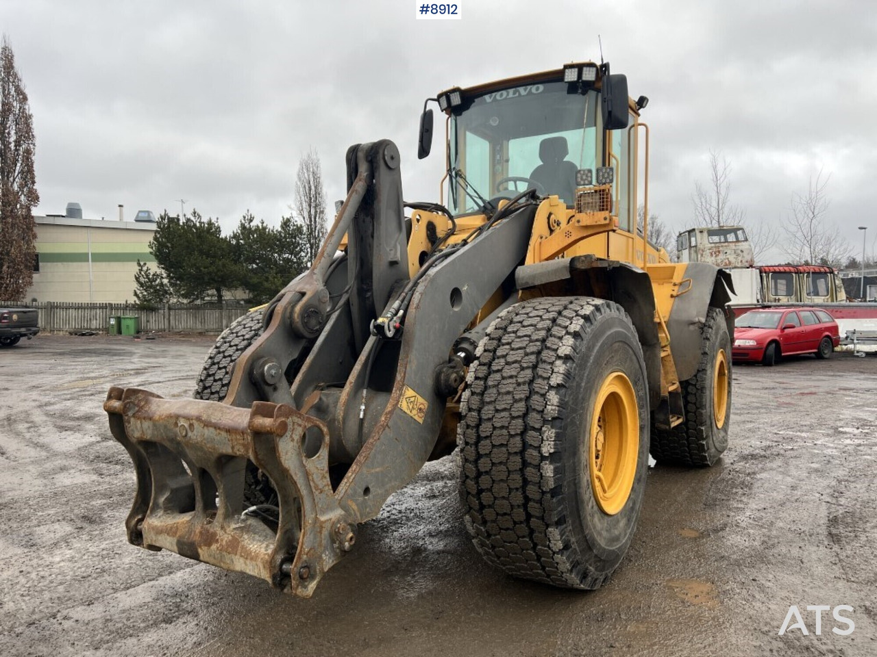Wheel loader - Volvo L110E - 轮式装载机:图1 Wheel loader - Volvo L110E - 轮式装载机:图1