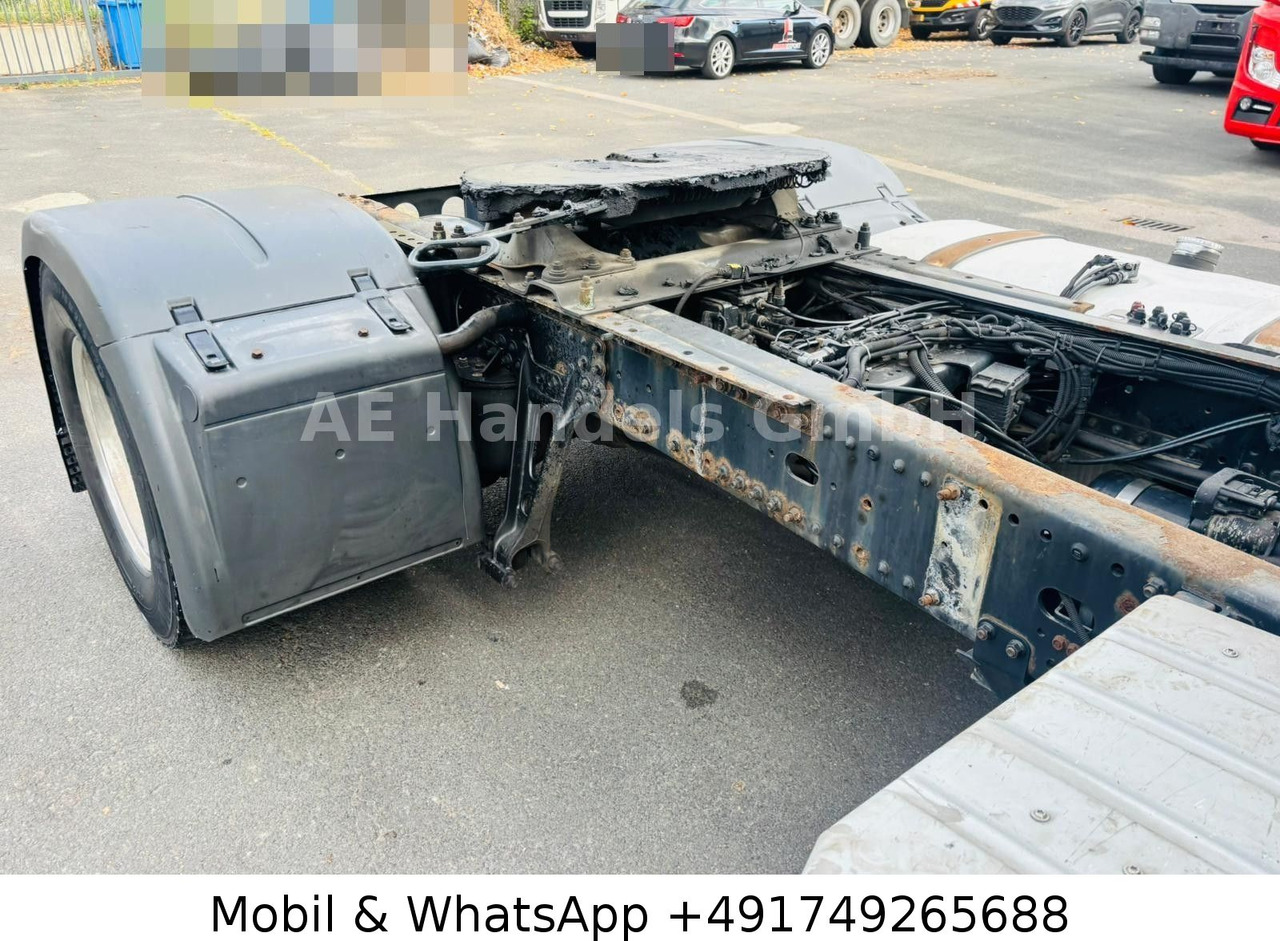 牵引车 MAN TGX 18.440 XLX ADR BL *Retarder/ACC/Standklima:图9 牵引车 MAN TGX 18.440 XLX ADR BL *Retarder/ACC/Standklima:图9