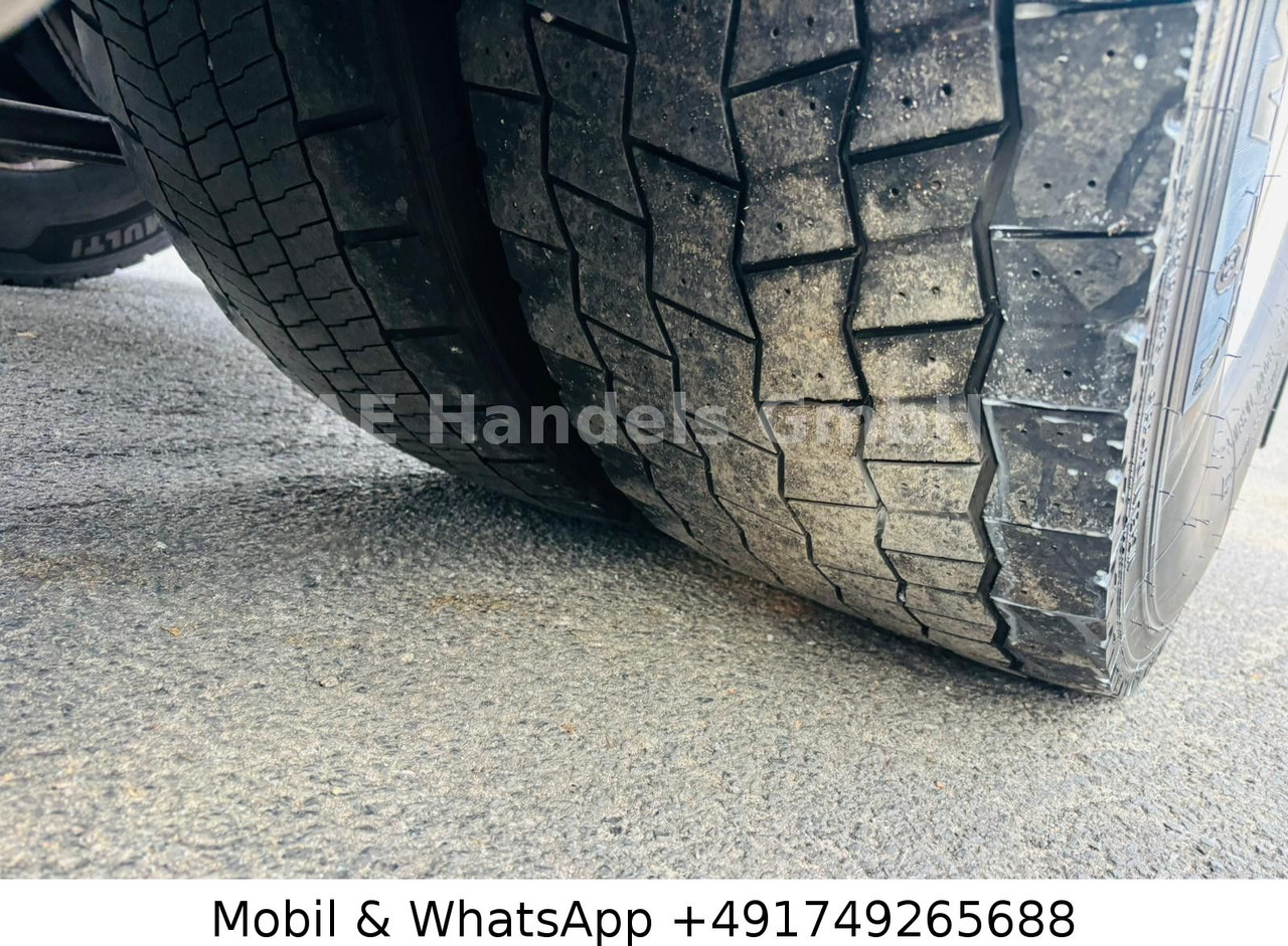 牵引车 MAN TGX 18.440 XLX ADR BL *Retarder/ACC/Standklima:图15 牵引车 MAN TGX 18.440 XLX ADR BL *Retarder/ACC/Standklima:图15