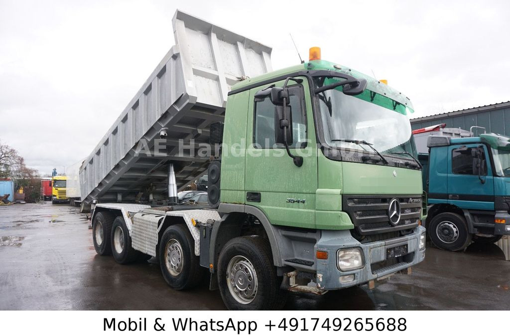 Mercedes-Benz Actros II 3244 8x4 BB Meiller *Bordmatik/3-Pedal - 翻斗车:图1 Mercedes-Benz Actros II 3244 8x4 BB Meiller *Bordmatik/3-Pedal - 翻斗车:图1