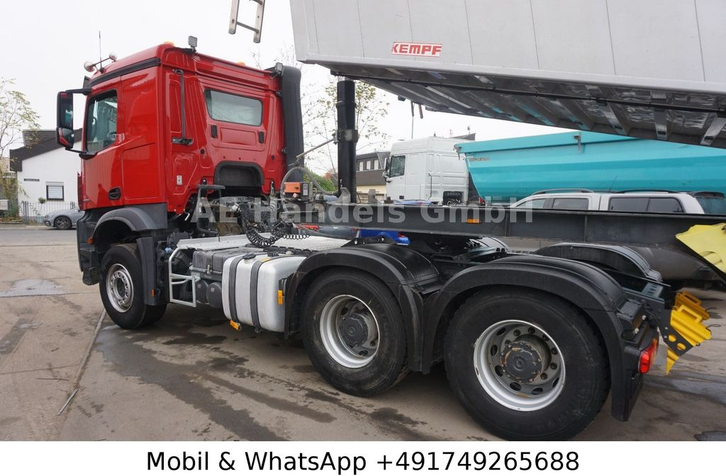 Mercedes-Benz Arocs V 2651 BL 6x4 L *Retarder/Hydraulik/ACC - 牵引车:图4 Mercedes-Benz Arocs V 2651 BL 6x4 L *Retarder/Hydraulik/ACC - 牵引车:图4