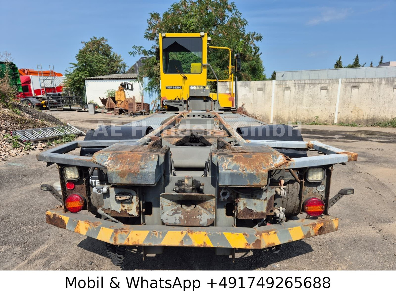 Terberg BC 182 4x2 Rangierfahrzeug *Klima - 卡车:图4 Terberg BC 182 4x2 Rangierfahrzeug *Klima - 卡车:图4