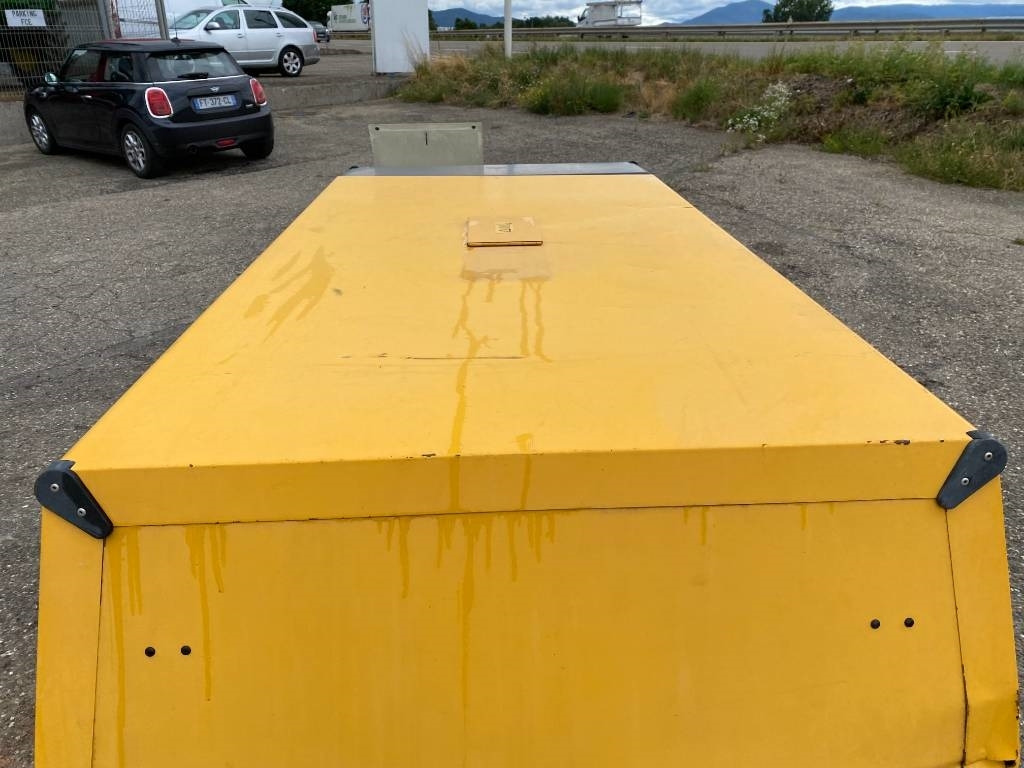 发电机组 Atlas Copco QAX 60 - Carte Grise Françaises endommagé：图21