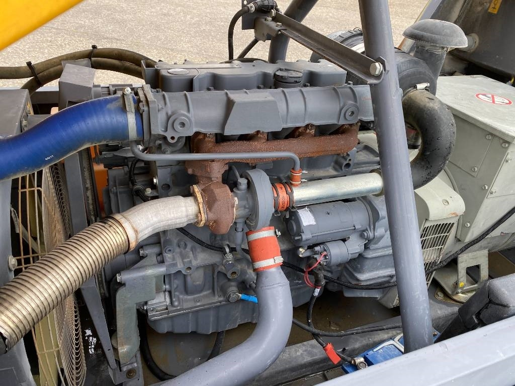 发电机组 Atlas Copco QAX 60 - Carte Grise Françaises endommagé：图36