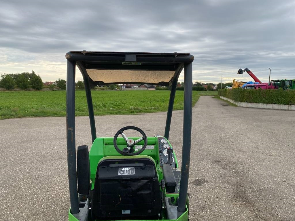 紧凑型装载机 Avant M 528 EIPTT /Certificat CE endommagée:图37 紧凑型装载机 Avant M 528 EIPTT /Certificat CE endommagée:图37