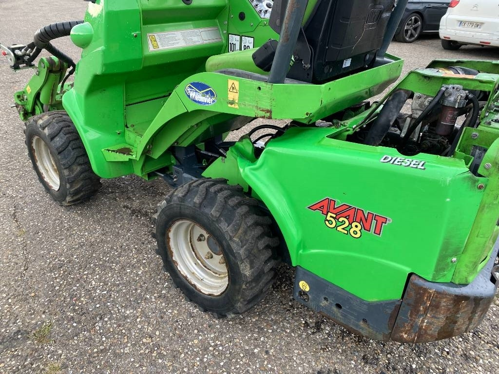 紧凑型装载机 Avant M 528 EIPTT /Certificat CE endommagée:图35 紧凑型装载机 Avant M 528 EIPTT /Certificat CE endommagée:图35