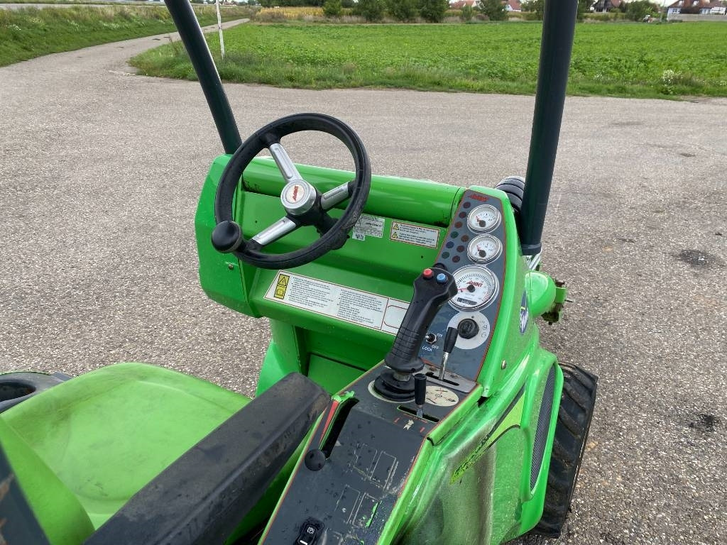 紧凑型装载机 Avant M 528 EIPTT /Certificat CE endommagée:图44 紧凑型装载机 Avant M 528 EIPTT /Certificat CE endommagée:图44