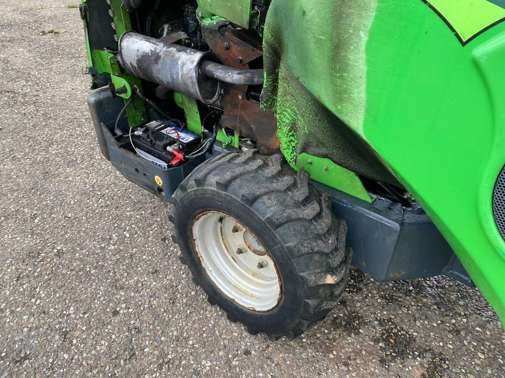 紧凑型装载机 Avant M 528 EIPTT /Certificat CE endommagée:图48 紧凑型装载机 Avant M 528 EIPTT /Certificat CE endommagée:图48