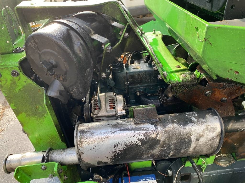 紧凑型装载机 Avant M 528 EIPTT /Certificat CE endommagée:图14 紧凑型装载机 Avant M 528 EIPTT /Certificat CE endommagée:图14