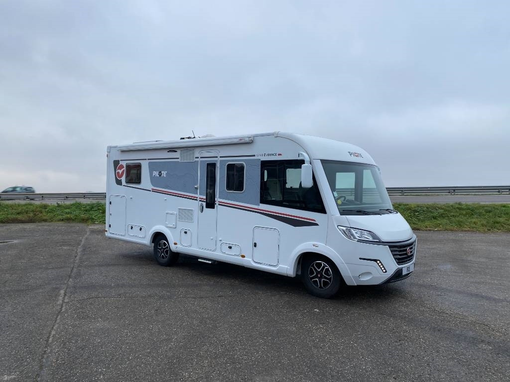 Fiat DUCATO MAXI 160 Multijet 2,2D/PILOTE G741endommagé - 集成房车:图3 Fiat DUCATO MAXI 160 Multijet 2,2D/PILOTE G741endommagé - 集成房车:图3