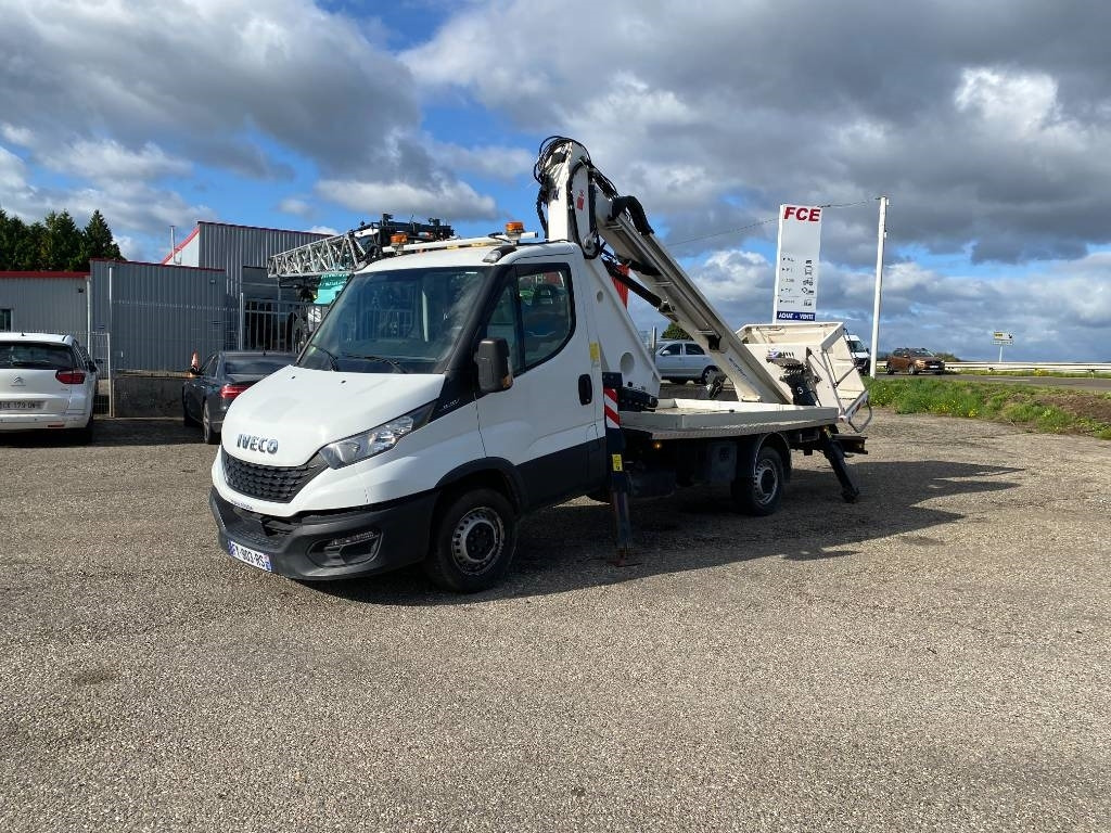 Iveco DAILY 35-140S / 2.3 Multijet 136-OIL&STEEL - 车载空中平台:图2 Iveco DAILY 35-140S / 2.3 Multijet 136-OIL&STEEL - 车载空中平台:图2