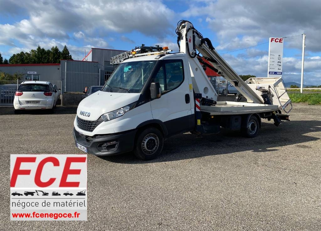 Iveco DAILY 35-140S / 2.3 Multijet 136-OIL&STEEL - 车载空中平台:图1 Iveco DAILY 35-140S / 2.3 Multijet 136-OIL&STEEL - 车载空中平台:图1